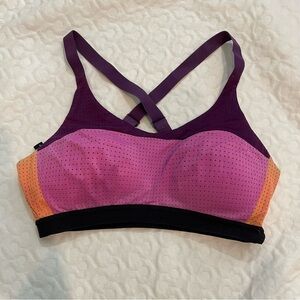 Victoria’s Secret Lightweight Women’s Sports Bra 32D Workout Gym Running Support